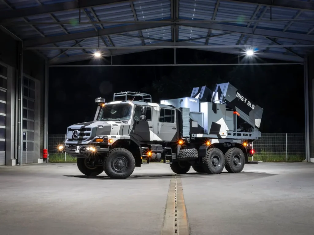 1781398229 27 سیستم پدافند هوایی IRIS T SLS MK4 ساخت آلمان آفتاب وطن.webp