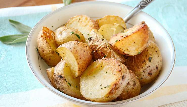 رژیم سیب زمینی ،رژیم سیب زمینی و فواید آن + برنامه غذایی سه روزه ،رژیم سیب زمینی چیست؟ ،قوانین رژیم سیب زمینی