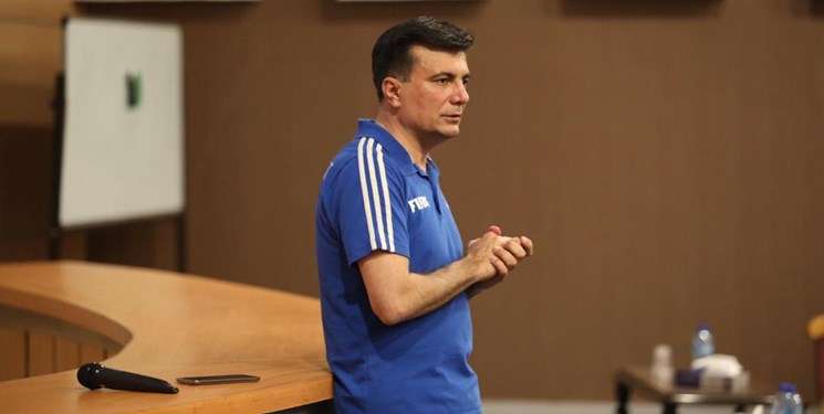 رفعتی قضاوت دربی با داور خارجی بازگشت به عقب است