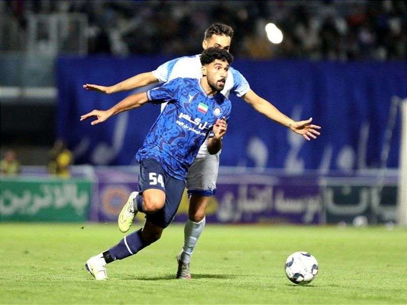 با رسیدن یک بازیکن دغدغه سرمربی گل گهر رفع شد