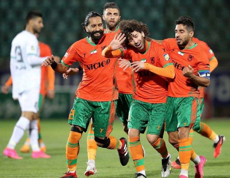 منتظر محمد موهایش را کوتاه می‌کند