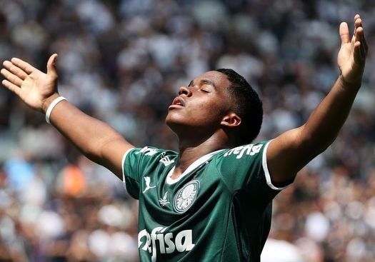 1700126055 تیم ستاره 17 ساله رئال کامل است