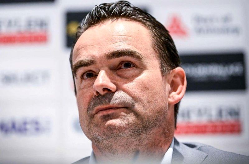 1700180294 یک سال محرومیت برای ارسال پیامهای ناشایست‌