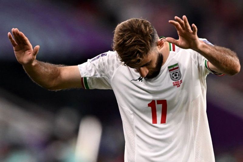 1700381515 جایی دورتر از تیم ملیعکس