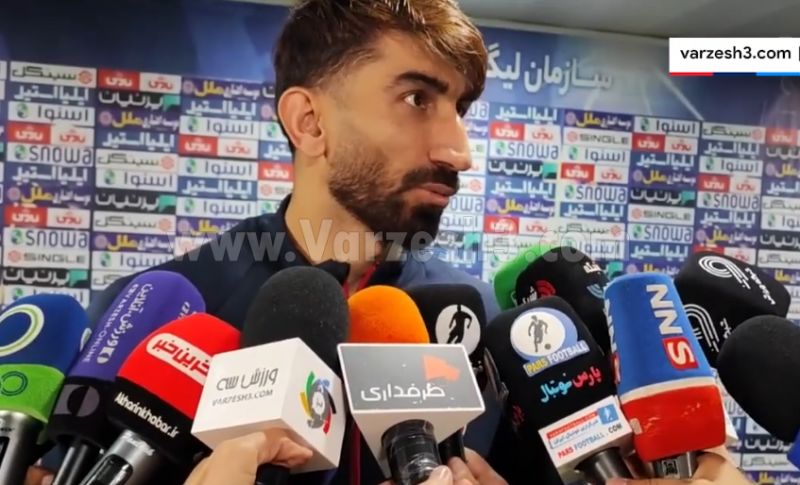 1700709942 فردی حق تخریب تیم ملی را ندارد