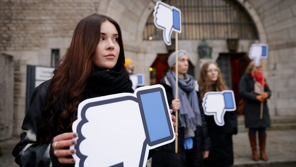 1700988087 180 متا انگارً از وجود میلیون‌ها کاربر زیر 13 سال در