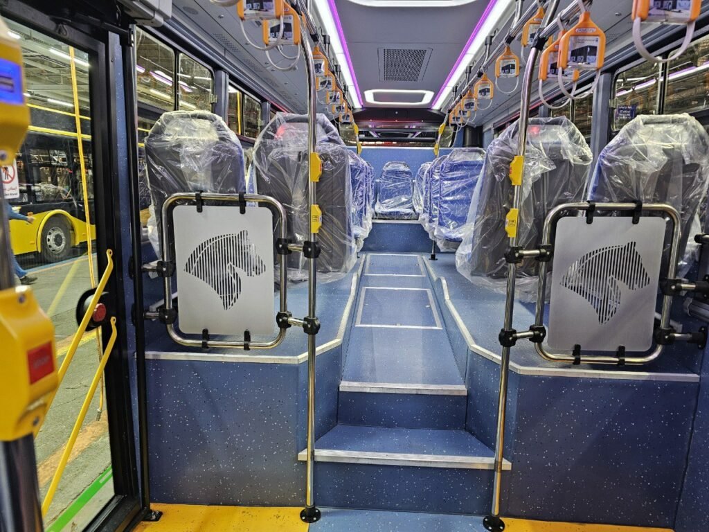 خط تشکیل اتوبوس آتروس برقی ایران ماشین دیزل افتتاح شد + عکس 4 اتوبوس برقی ایران خودرو دیزل