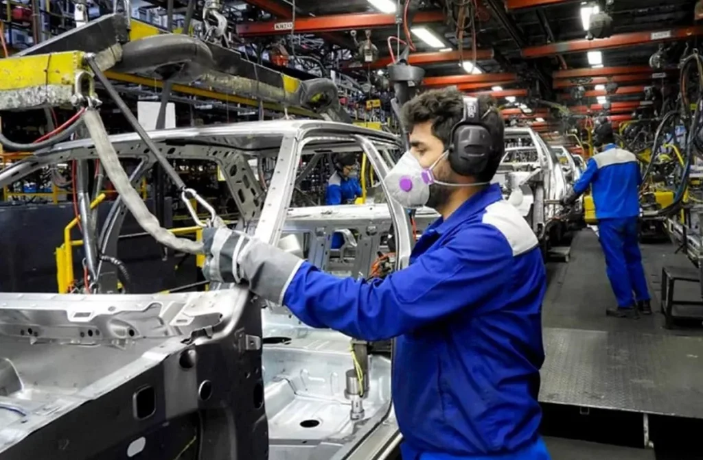 افزایش مداوم قیمت ماشین اعتراض نماینده مجلس را برانگیخت.webp