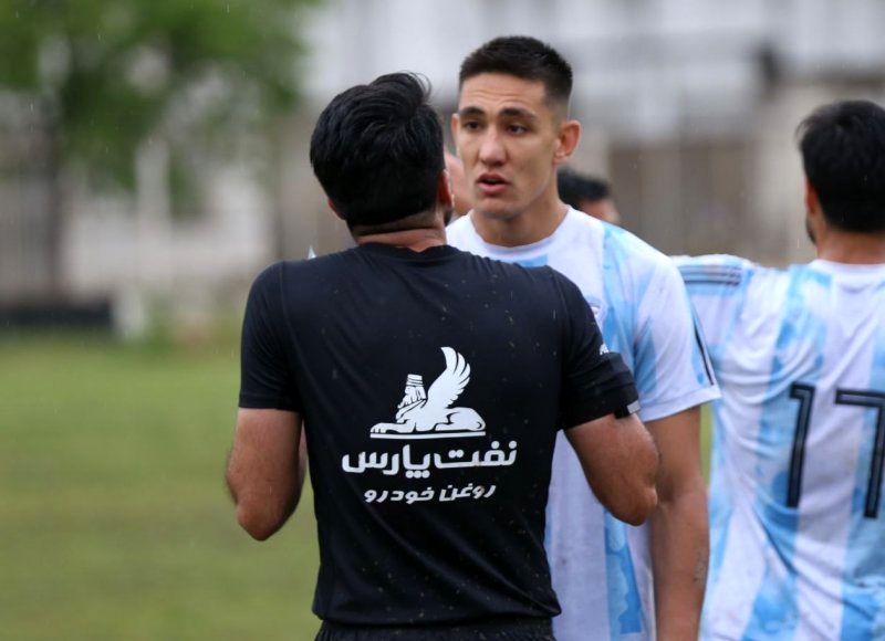 1701890689 ماجرای بازی با لخته خون در مغز و جمجمه شکسته