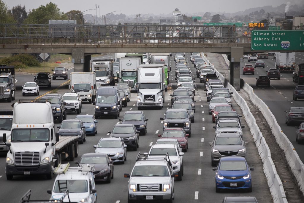 1702352370 ماندن در ترافیک می‌تواند روی سلامت روان تأثیر منفی داشته