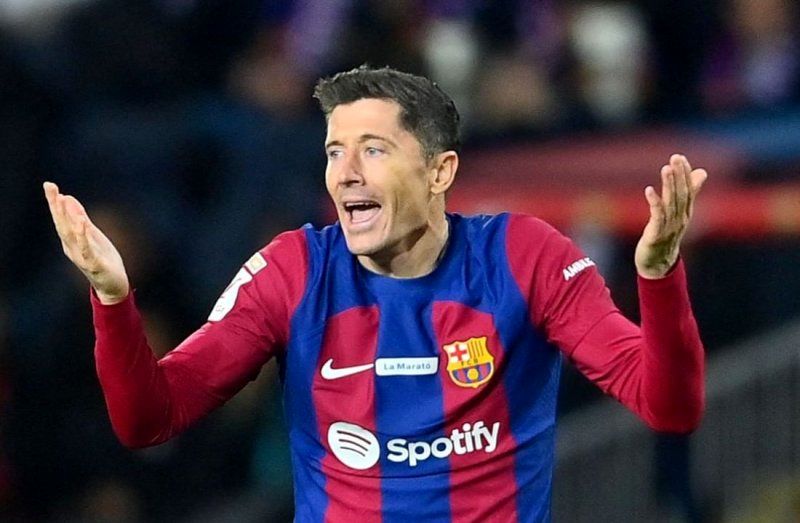 1702381328 ستاره برزیلی، قربانی تازه لواندوفسکی عکس