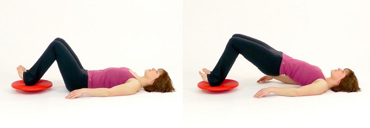 تخته اعتدال چیست و چه مزایایی دارد + ۶ تمرین برای اغاز کار 28 حرکت پل باسن با تخته تعادل