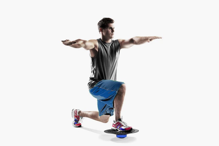 تخته اعتدال چیست و چه مزایایی دارد + ۶ تمرین برای اغاز کار 25 حرکت لانگ معکوس با تخته تعادل