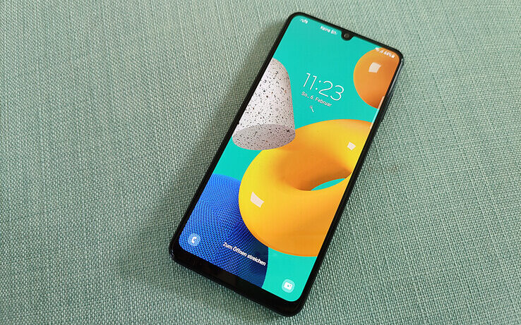 بهترین تلفنهای گیمینگ سامسونگ برای گیمرها 255 گوشی گیمینگ سامسونگ مدل GALAXY M32