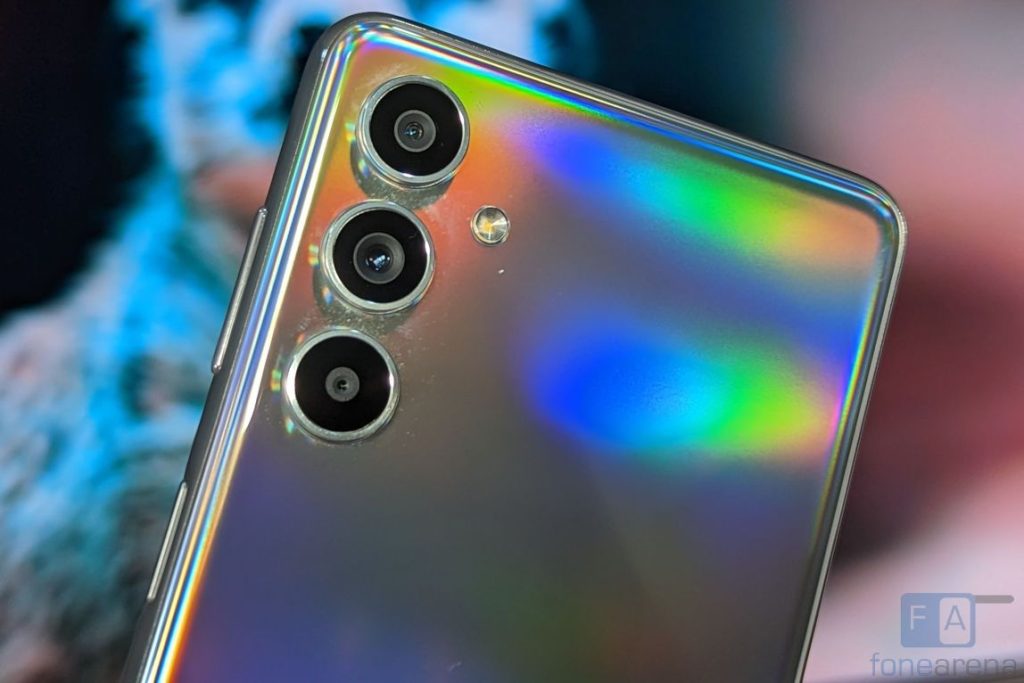 گوشی گیمینگ سامسونگ مدل S20 FE 5G