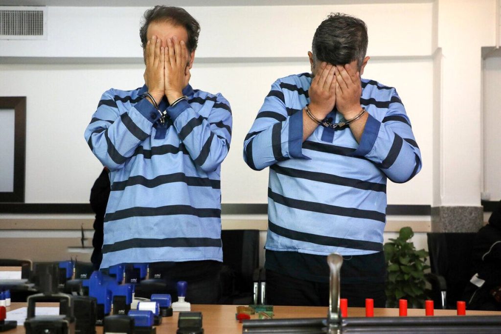 1703071212 انهدام باند 4 نفره زورگیران خشن