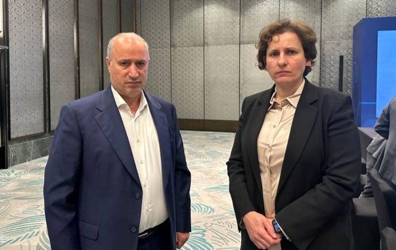 1703184726 دیدار تاج و نماینده فلسطین در مقر AFC