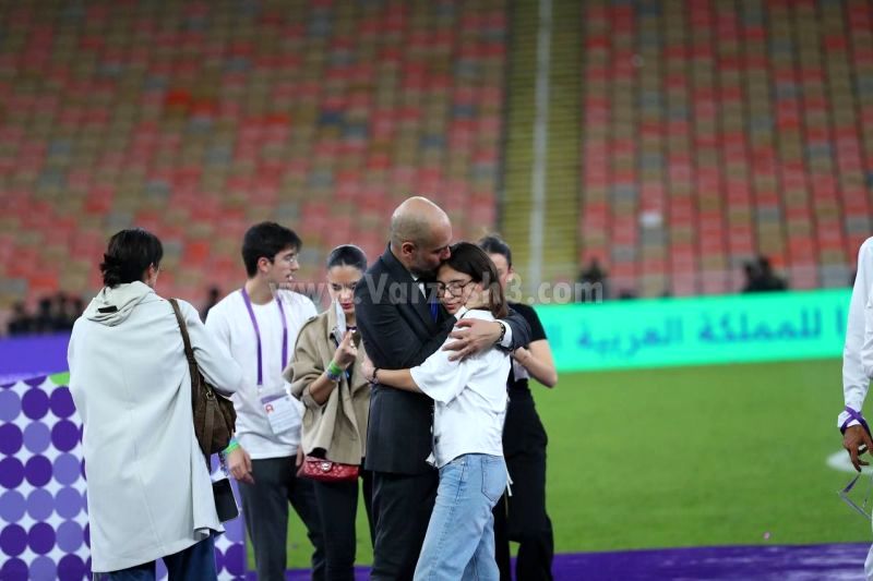 1703385318 تاریخ فوتبال تا ابد به این نابغه مدیون است