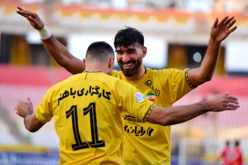 انها گفتند ضربه مغزی می‌شوی، کلاه کاسکت گذاشتم