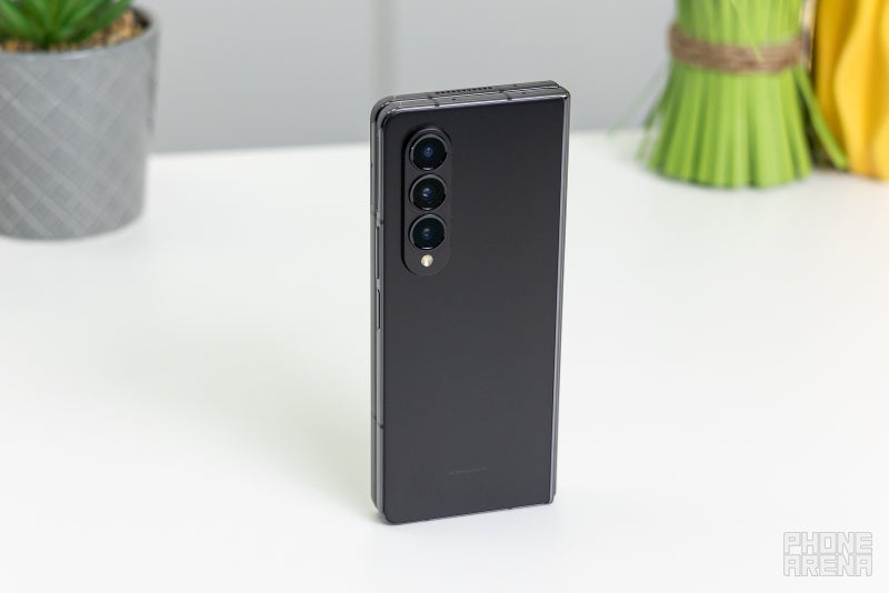 بهترین تلفنهای گیمینگ سامسونگ برای گیمرها 187 گوشی گیمینگ سامسونگ مدل Galaxy Z Fold 4