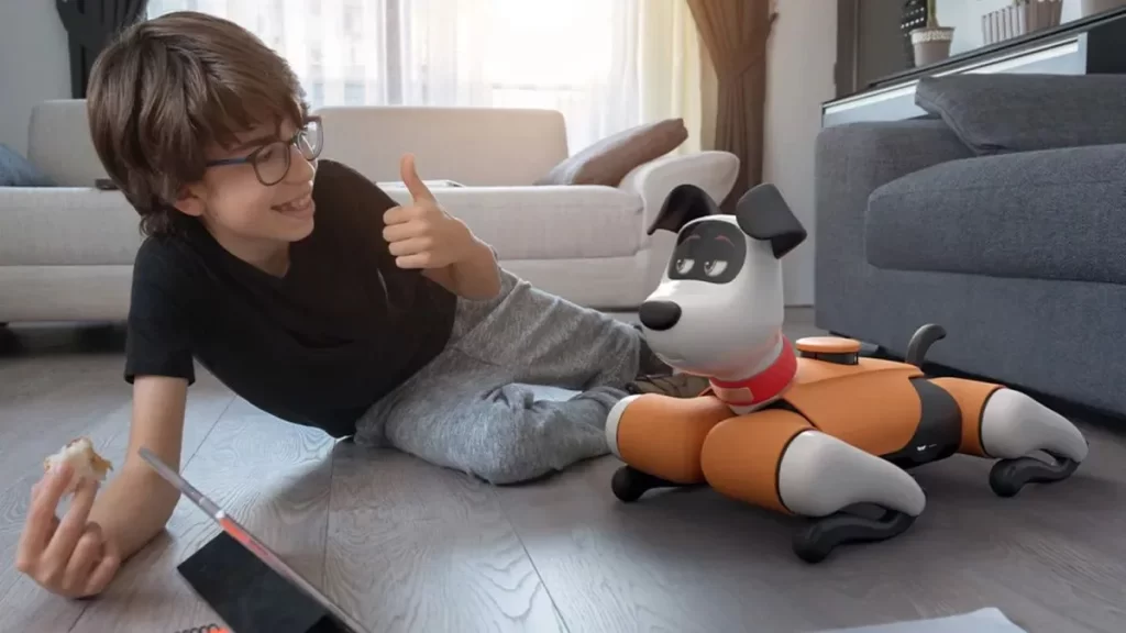 سگ رباتیک چینی گوش دار ویدیو.webp