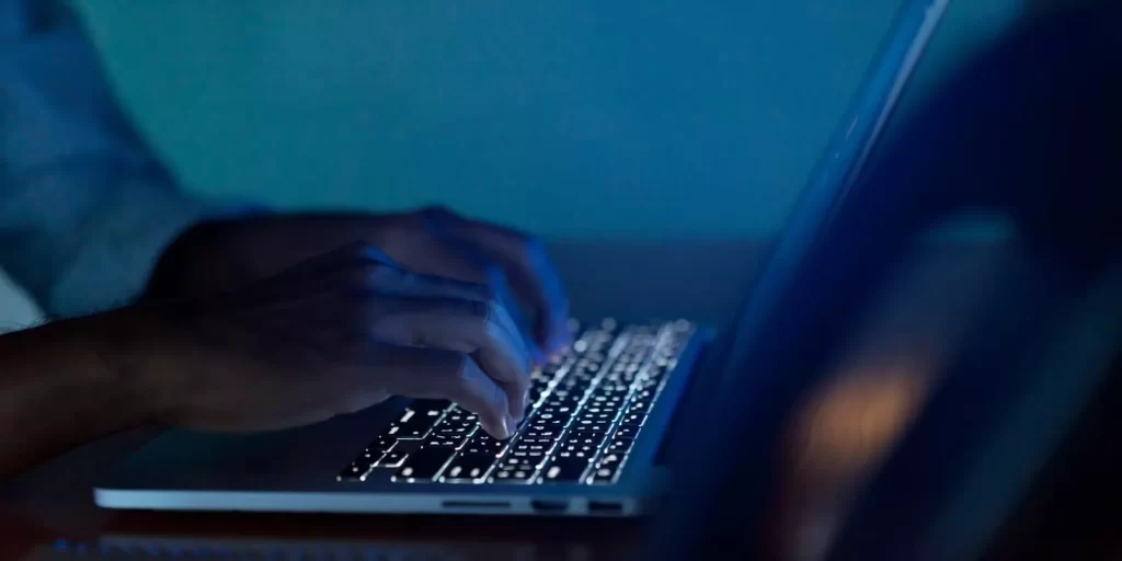 1704300222 یک بدافزار خطرناک با سوءاستفاده از کوکی‌ها داخل حساب گوگل.webp