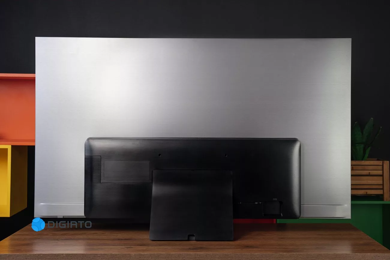 بازدید تلویزیون اولد سامسونگ S95B؛ قابی از کیفیت 19 بررسی تلویزیون اولد سامسونگ S95B