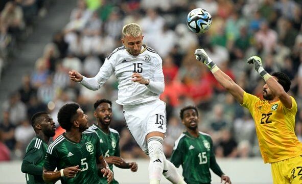 1705218874 شوک در فوتبال عربستان همه چشم به راه مانچینی