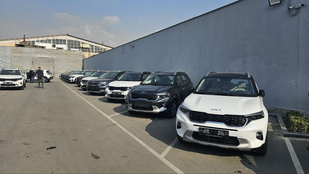 1705339945 آیین‌نامه واردات ماشین تحول کرد، محدودیت‌ها زیاد تر شد