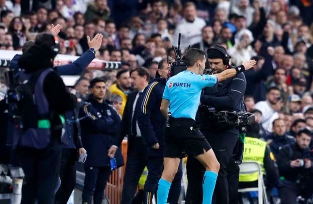 1706234578 نحوه لو رفتن فایل‌های صوتی جنجالی بازی رئال