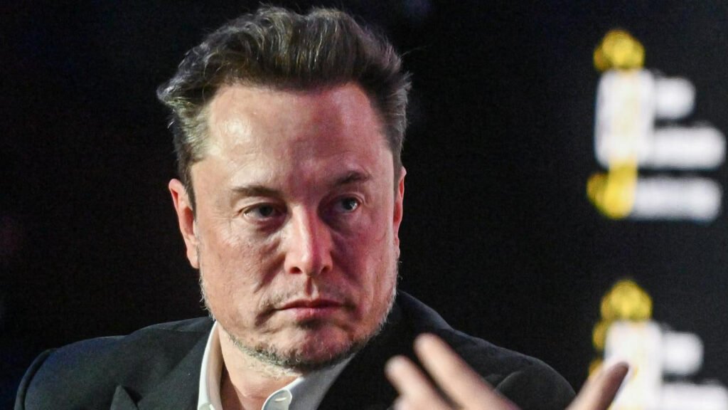 کارمندان تسلا برای تشکیل خودروی نسل بعدی باید در کارخانه بخوابند! 4 1706492688 532 کارمندان تسلا برای تشکیل خودروی نسل بعدی باید در کارخانه