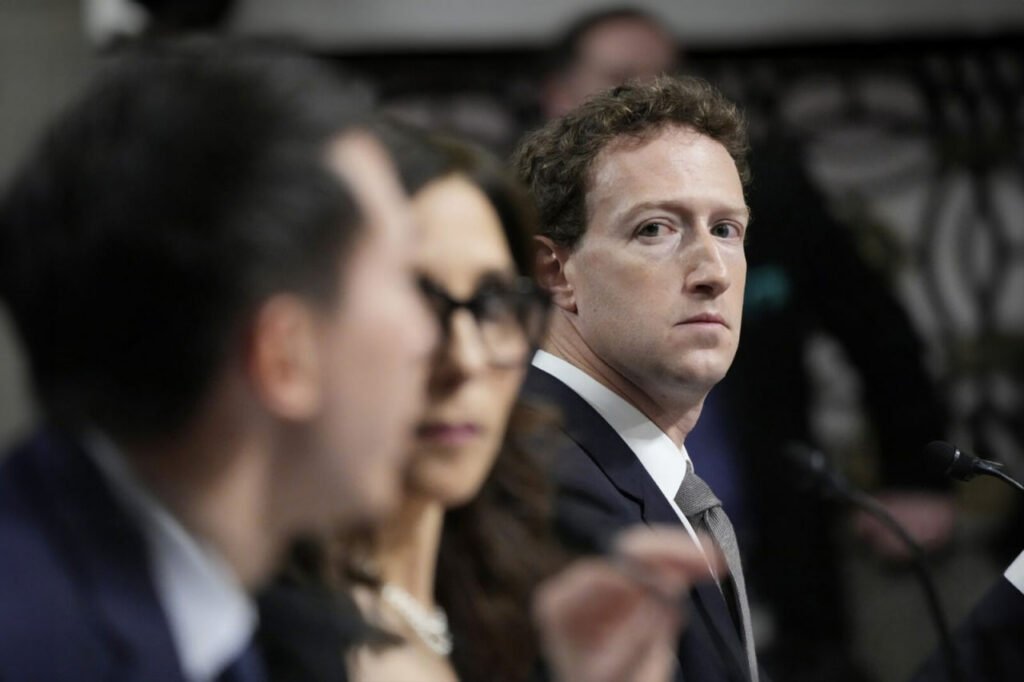 جزئیات جلسه سناتورهای آمریکایی و شبکه های اجتماعی برای امنیت آنلاین کودکان 4 1706779039 47 جزئیات جلسه سناتورهای آمریکایی و شبکه های اجتماعی برای امنیت