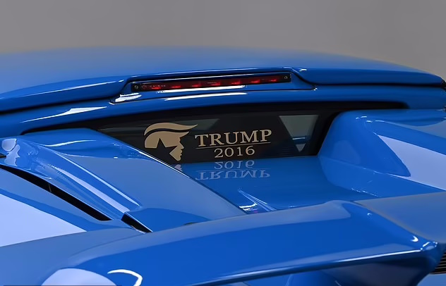 لامبورگینی سفارشی دونالد ترامپ که برای نام او ۵ برابر گرانتر فروخته شد + وید 26 لامبورگینی سفارشی دونالد ترامپ که به خاطر نام او ۵ برابر گرانتر فروخته شد + ویدئو