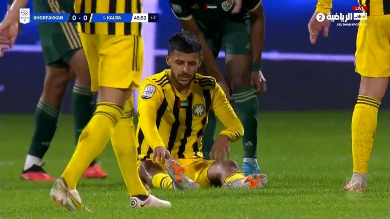 1707852415 قایدی علتاخراج مستقیم بازیکن حریف شد