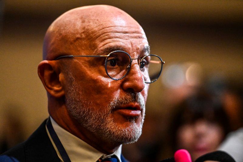 1708722107 دلافوئنته تا 2026 سرمربی اسپانیاست