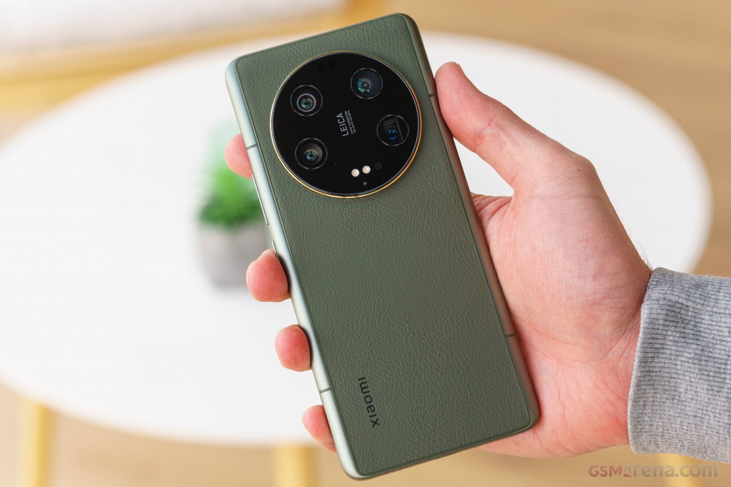 گوشی گیمینگ شیائومی مدل 13 اولترا
