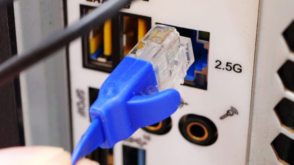 1710493374 شدت 25 مگابیت‌برثانیه و 3 مگابیت‌برثانیه اینترنت باندعریض نیست