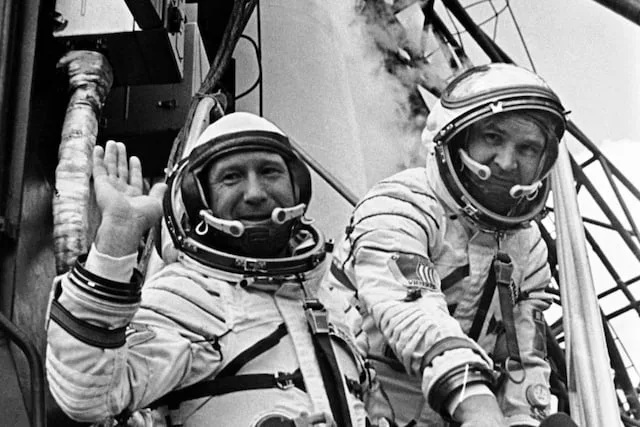 اولین راهپیمایی در فضا توسط الکسی لئونوف_آفتاب وطن 7 1710820819 600 اولین راهپیمایی در فضا توسط الکسی لئونوف آفتاب وطن.webp