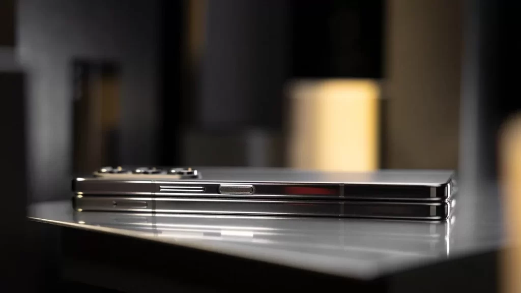 1711234910 گلکسی زد فولد 6 به گمان زیادً اولین گوشی تاشو.webp