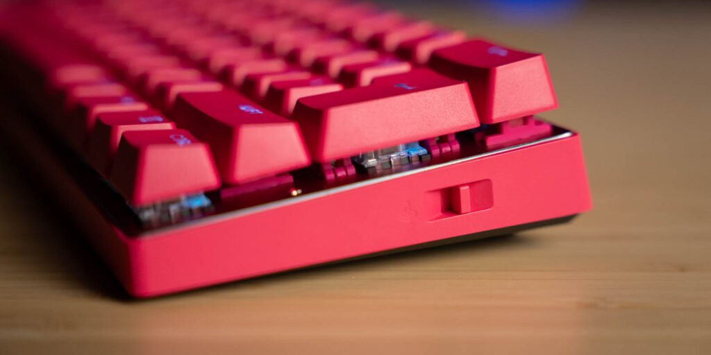 کیبورد گیمینگ لاجیتک G Pro X 60 معارفه شد؛ کوچک با امکان شخصیسازی_آفتاب وطن 4 1712663977 632 کیبورد گیمینگ لاجیتک G Pro X 60 معارفه شد؛ کوچک