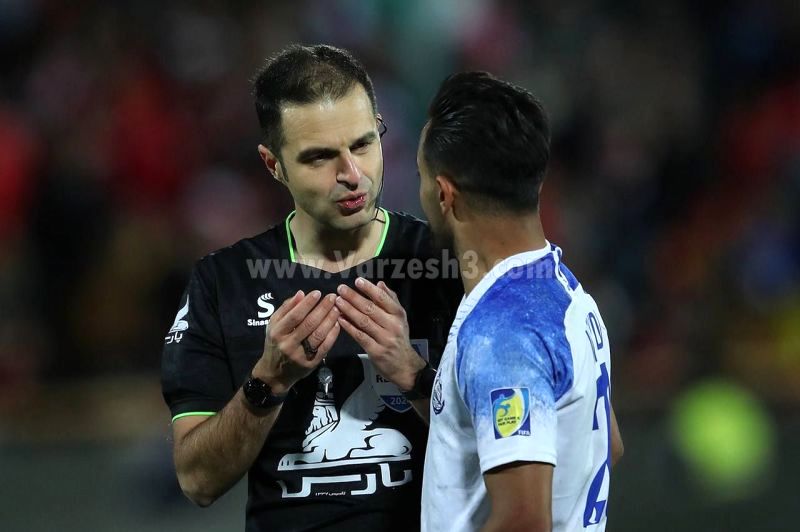 1712991903 کارشناسی سه صحنه جنجالی پرسپولیس آفتاب وطن