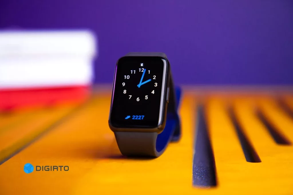 بازدید مچ‌بند هوشمند سامسونگ گلکسی واچ فیت 3 آفتاب وطن.webp