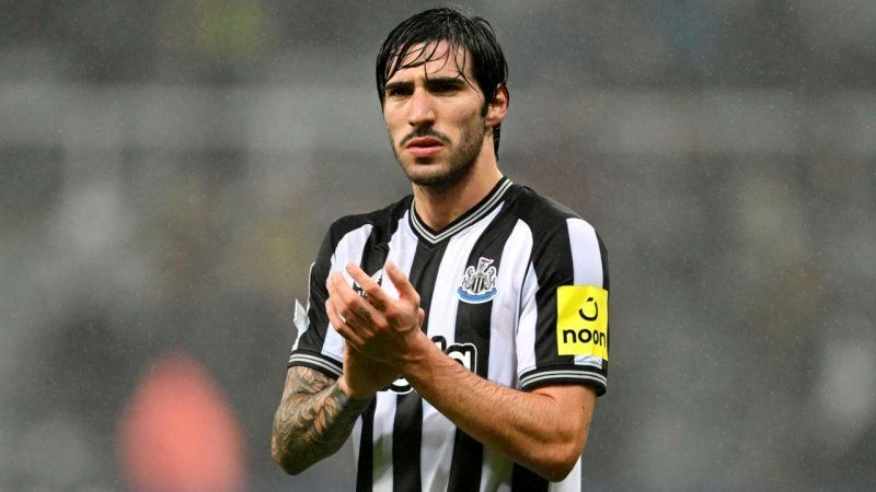 1714685921 ستاره قمارباز مجدد محروم شد‌ آفتاب وطن