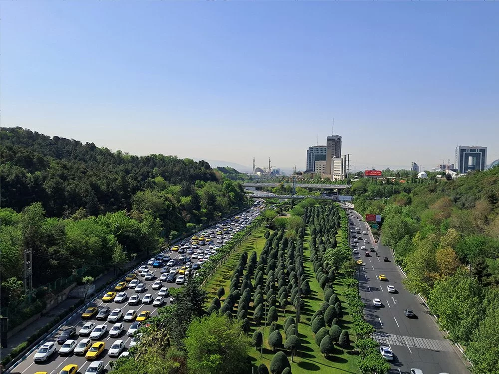 1715566002 3 بازدید گوشی گلکسی A25 5G سامسونگ از هرنظر متوسط آفتاب وطن.webp