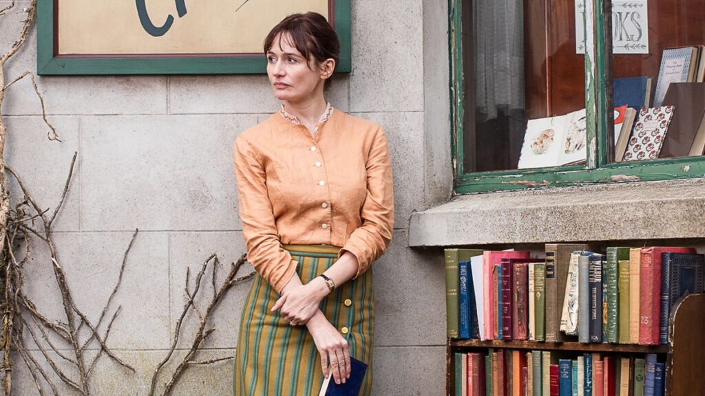فیلم هایی که شما را برای خواندن کتاب ترغیب میکند_آفتاب وطن 5 The Bookshop