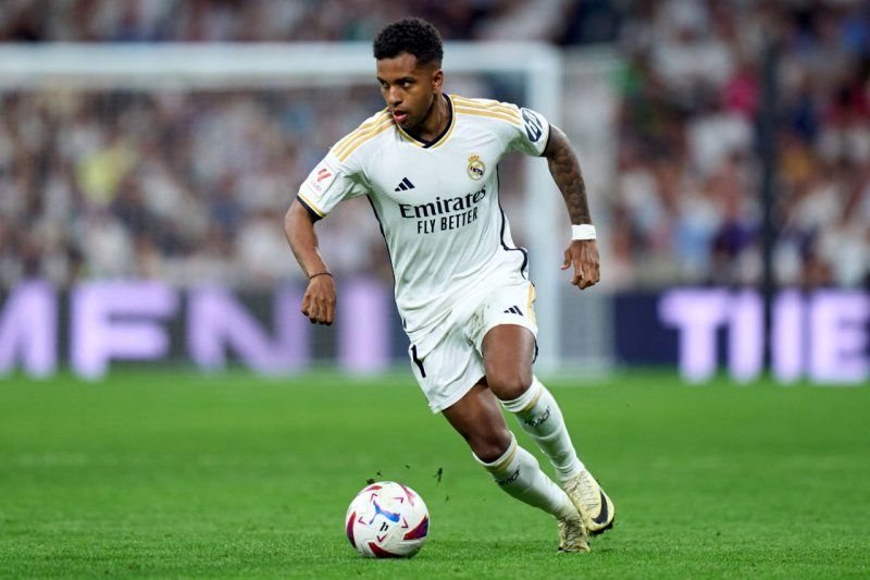 1717060100 هر کس می‌خواهد برود، برود‌ آفتاب وطن