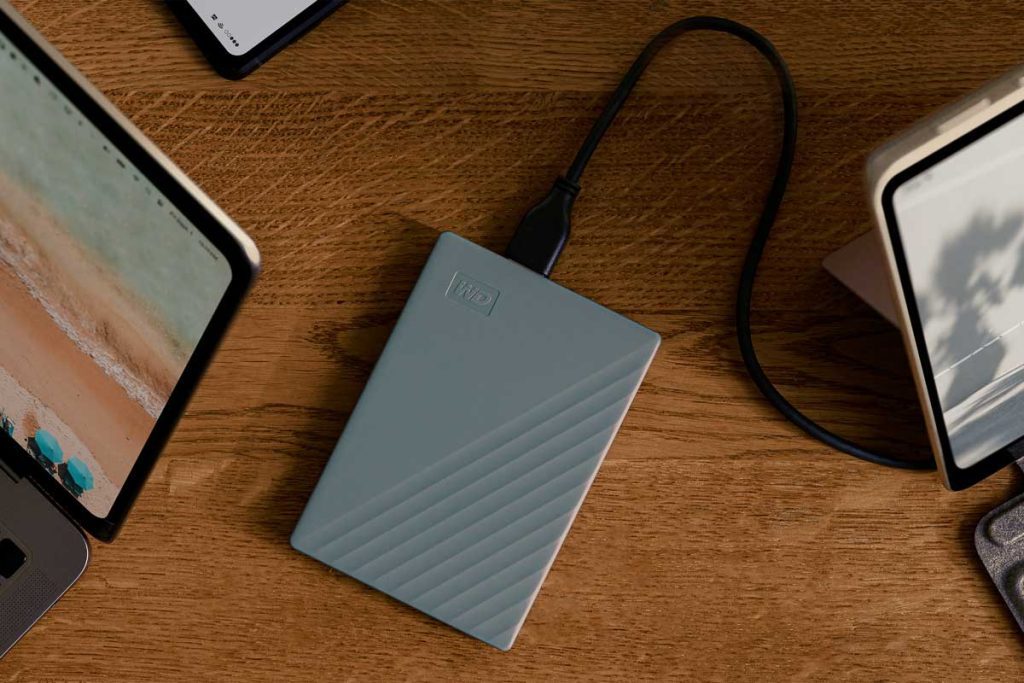 وسترن دیجیتال از اولین هارد اکسترنال ۶ ترابایت رونمایی کرد