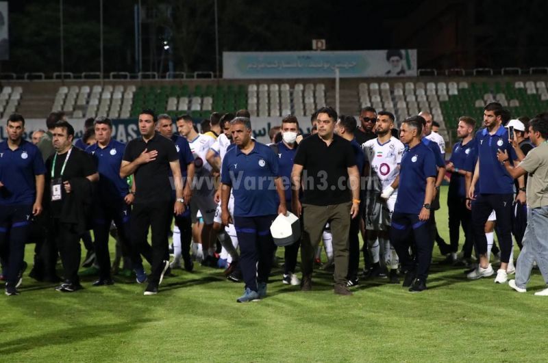 تیمی در شأن هواداران می‌سازیم آفتاب وطن