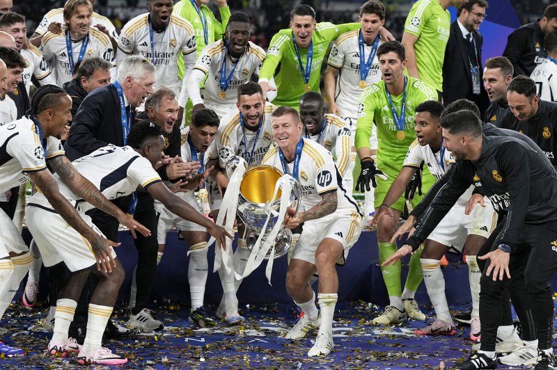 گزارش بازیکنان ماوراءالطبیعی رئال مادرید آفتاب وطن