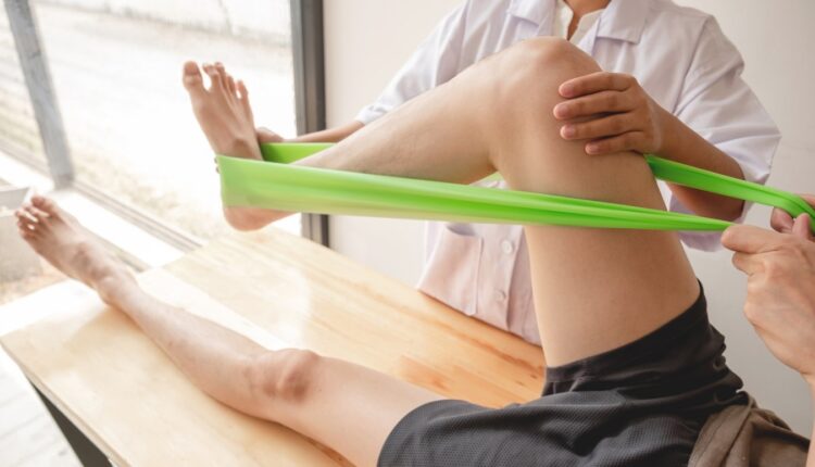 1722856954 772 درمان زانو درد راه حلهای قطعی، سریع بدون جراحی